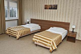 Отель Hotel Ted Радомско Стандартный двухместный номер с 2 отдельными кроватями-3